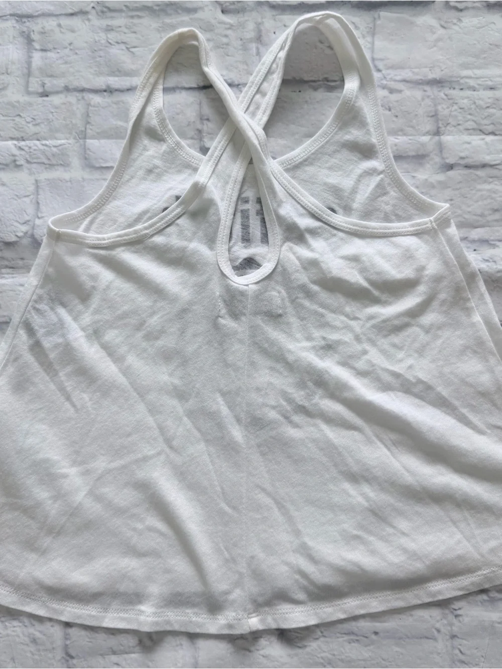 Abercrombie & Fitch Tank M (12) | NWT White Glitter Crisscross